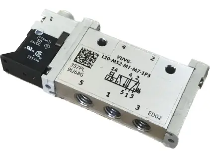 Komponenta - VUVG-L10-M52-MI-M7-1P3 Festo Rychlé Dodání