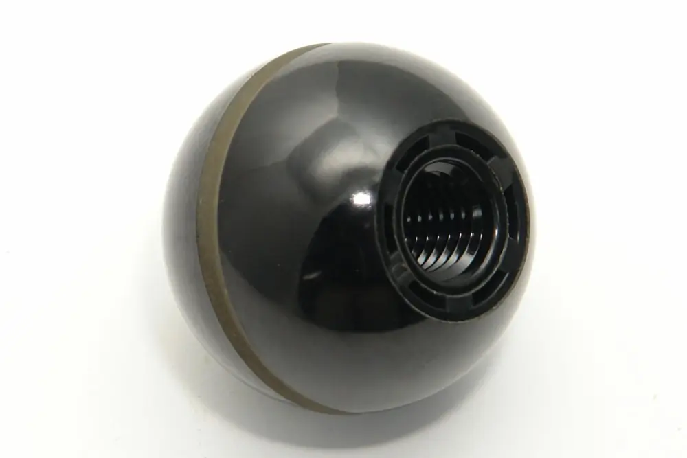 SK0011754-CZ20260306-083332-0-1772757212-size5-17457957636476-175 975308 Koule 40 závit M12 Nejlepší Volba