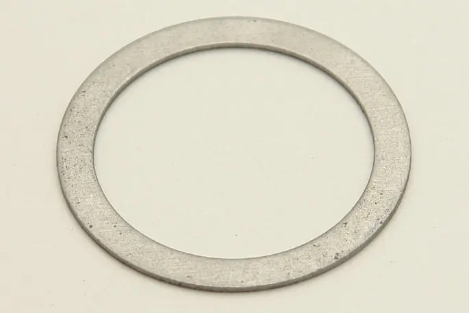 SK0012234-CZ20260306-083332-0-1772757212-size5-17624367101042-175 Zetor 78.121.045 Podložka distanční Originální