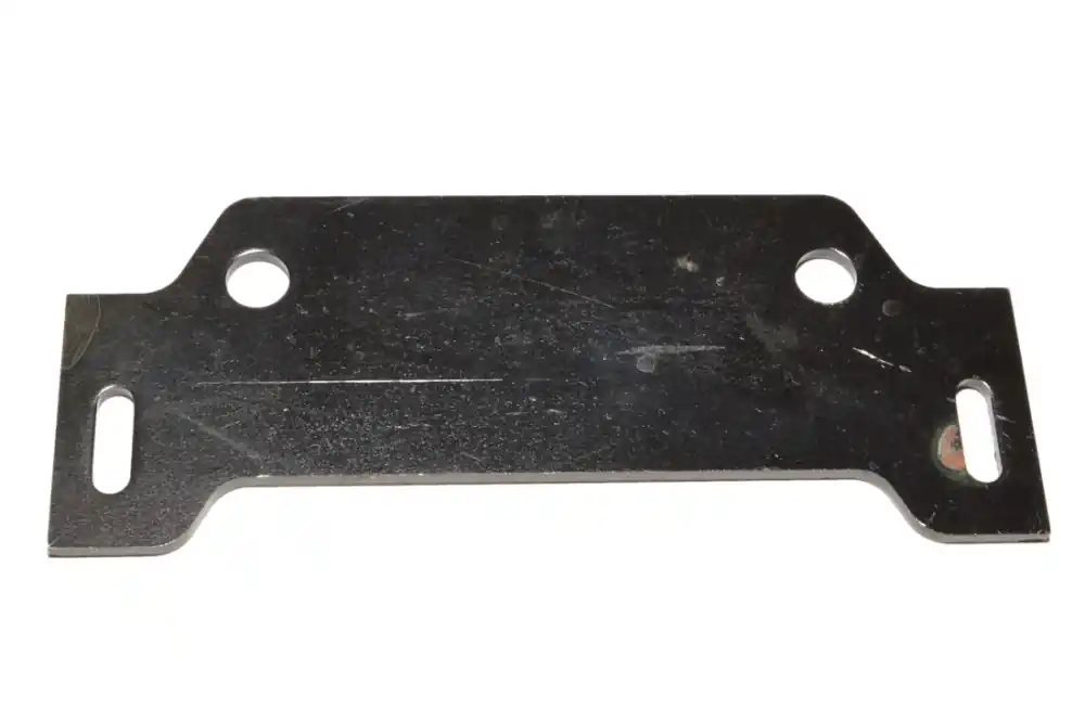 SK0014038-CZ20260306-083332-0-1772757212-size5-1760012127213-175 Zetor 54.013.003 Držák upevnění (JRL) Ruční Výroba