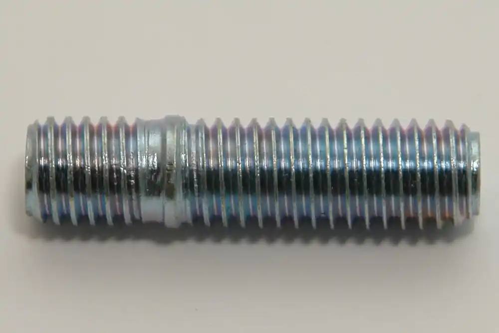 SK0014330-CZ20260306-083332-0-1772757212-size5-17483013269054-175 992555 Šroub M8x22 Oblíbený