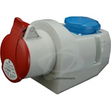 Zásuvka nástěnná 32A 4P 400V+16A 3P 230V CZ IP44 kombi IZVZ 3243 Akce