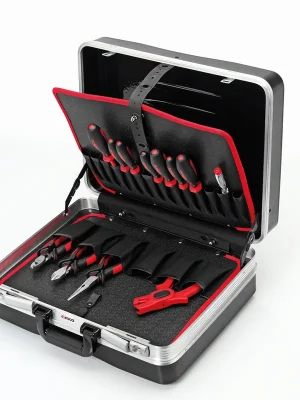 SK0175543-CZ20260306-083626-0-1772757395-pim-1237228_1 Zlevněný CIMCO Plastový kufr METRO s nářadím (13 ks)