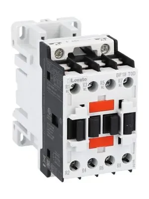 SK0179265-CZ20260306-083626-0-1772757395-pim-1287260_1 4P stykač V 32A AC1 220VDC Objednat Nyní