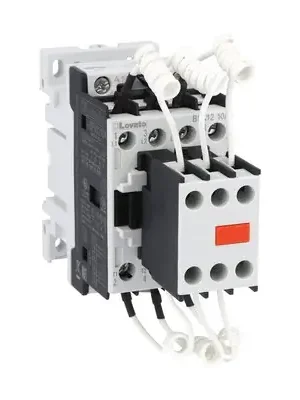 SK0179474-CZ20260306-083626-0-1772757395-pim-1287540_1 Zlevněný 3P stykač 12,5KVAR 24V 50/60Hz