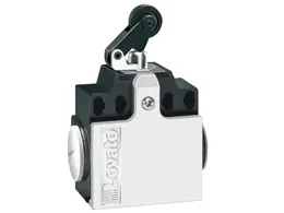 SK0180070-CZ20260306-083626-0-1772757395-pim-1288335_1 Zlevněný koncový spínač, plastové tělo,Plastová k